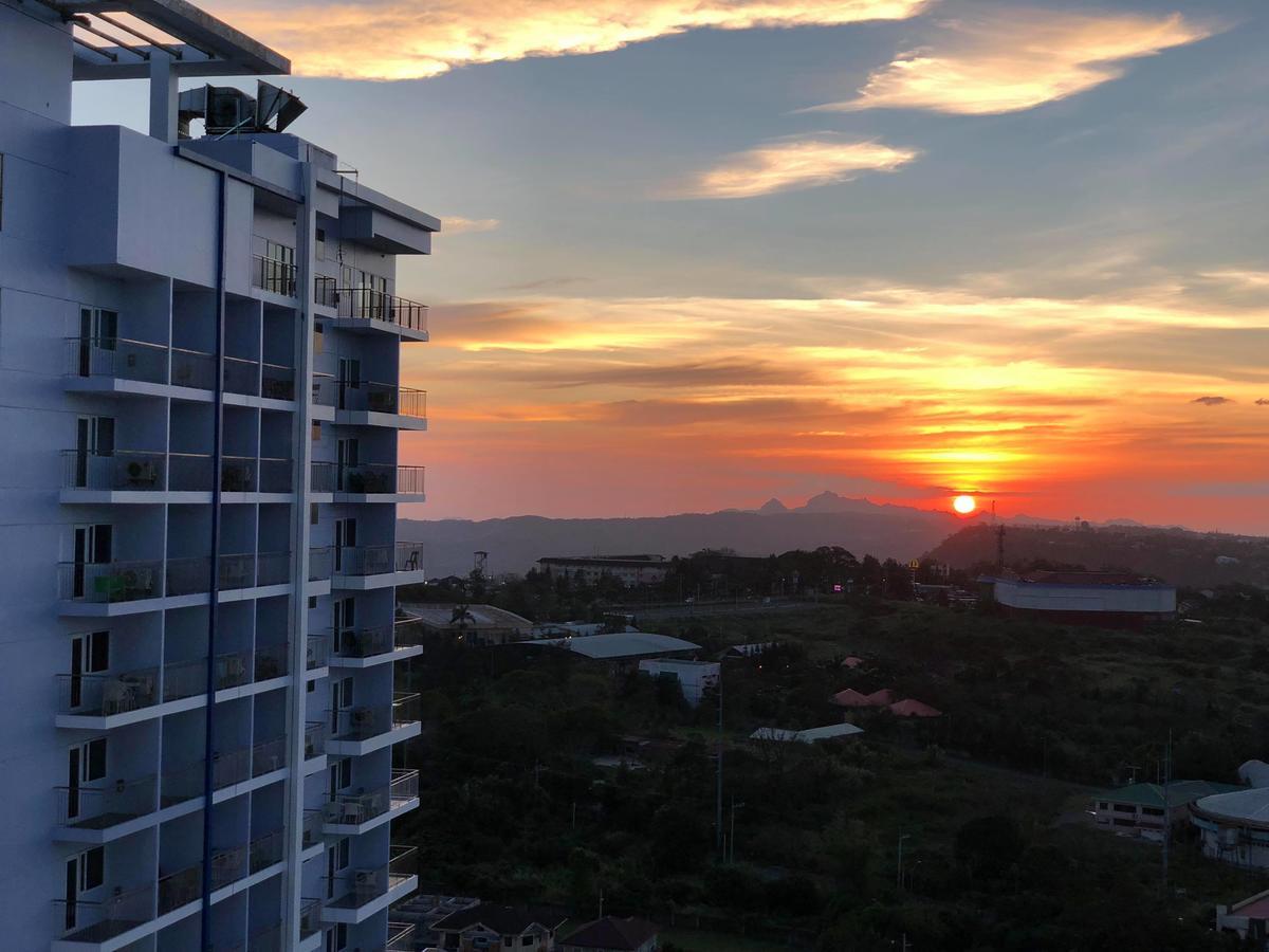 Tagaytay Cool Spot Apartment Tagaytay City Phòng bức ảnh